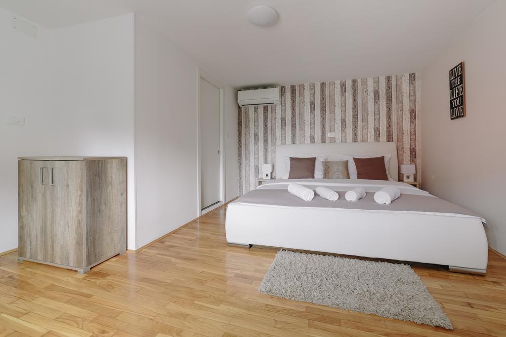 Piranika Hotell Eksteriør bilde